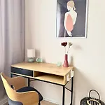 Apartment Midnight Sun Center